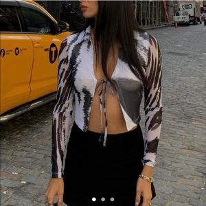 PRINCESS POLLY Clyde long sleeve top in size US 2